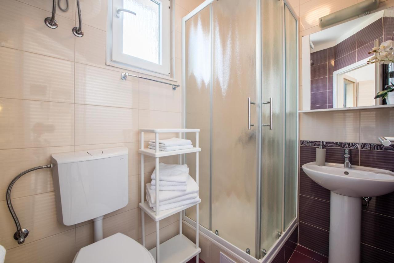 Apartments Amneris Τρογκίρ Εξωτερικό φωτογραφία
