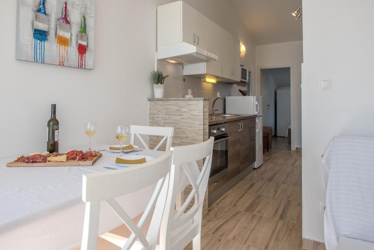 Apartments Amneris Τρογκίρ Εξωτερικό φωτογραφία