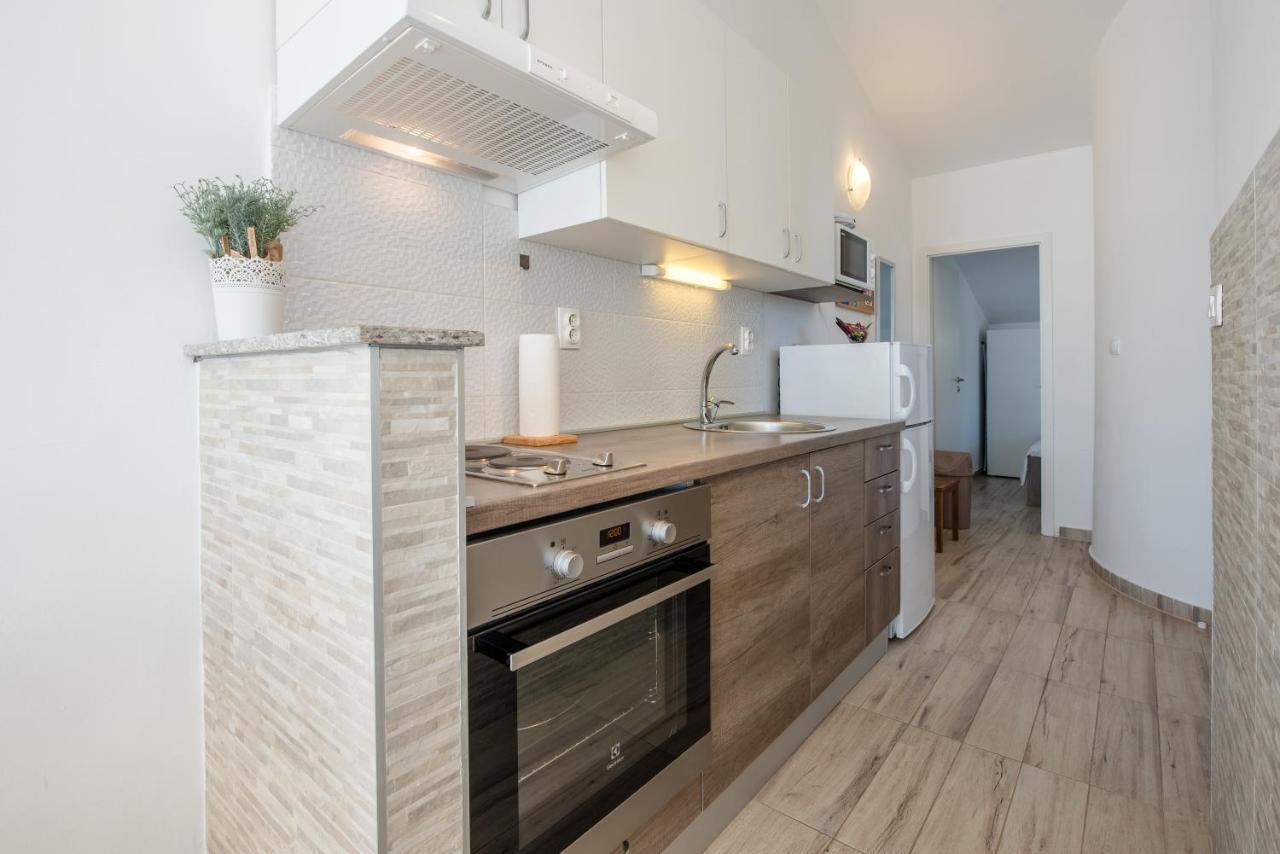 Apartments Amneris Τρογκίρ Εξωτερικό φωτογραφία