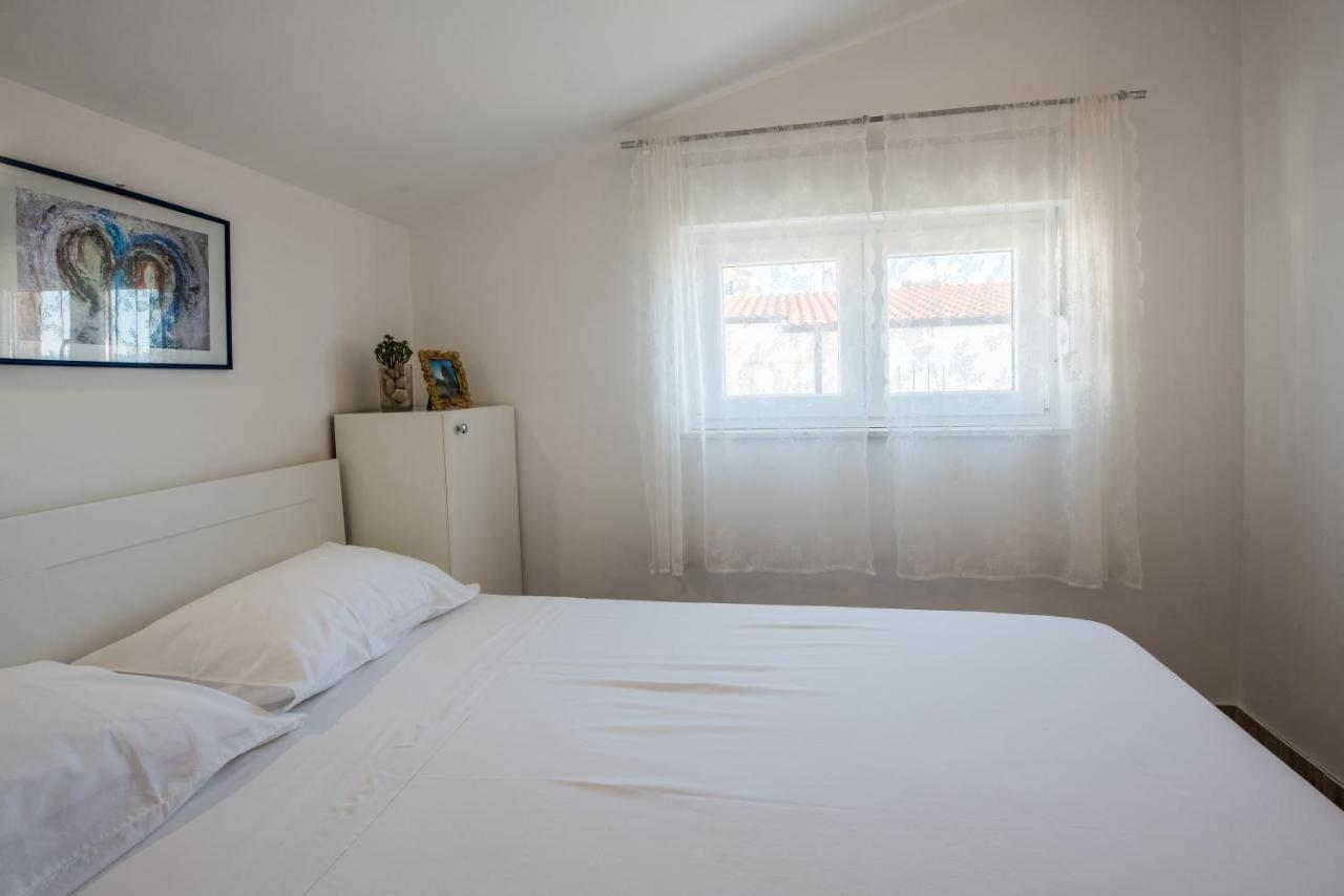 Apartments Amneris Τρογκίρ Εξωτερικό φωτογραφία